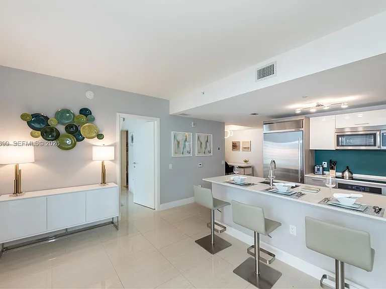 1300 Brickell Bay Dr #2900 — Photo 7
