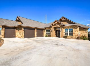 215 Mackenzie Dr, New Braunfels, TX 78130