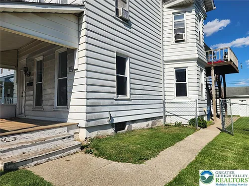 2347 Washington Ave #1 Photo 1