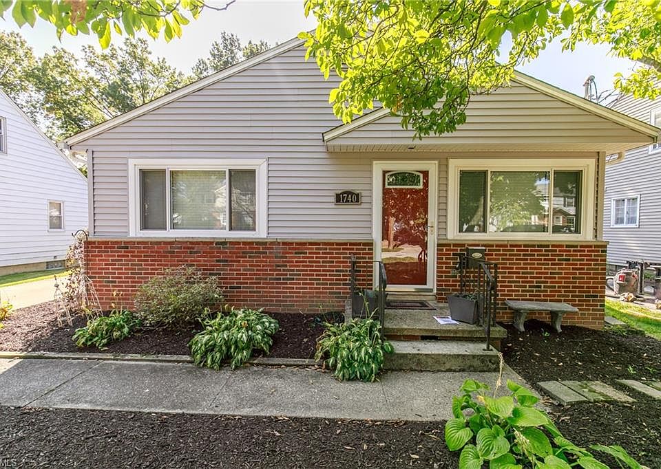 1st image of 1740 Kingsley Ave