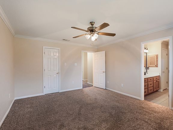 4th image of 5215 Northwest Trl