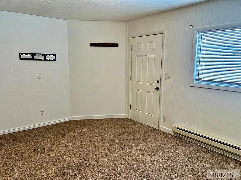 577 W 1 S #577 — Photo 3