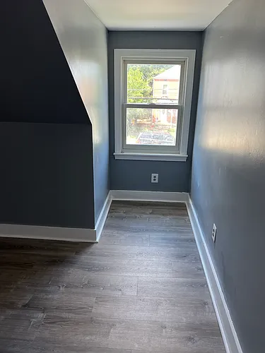 1011 Monroe St Photo 1
