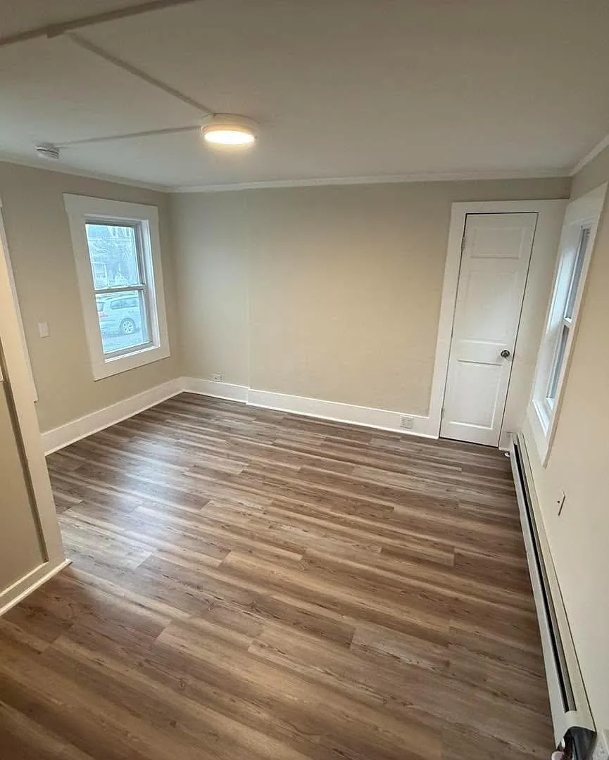 280 Main Street - #1 — Photo 3