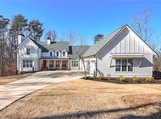 199 Laurel Ridge Ln, Ball Ground, GA 30107