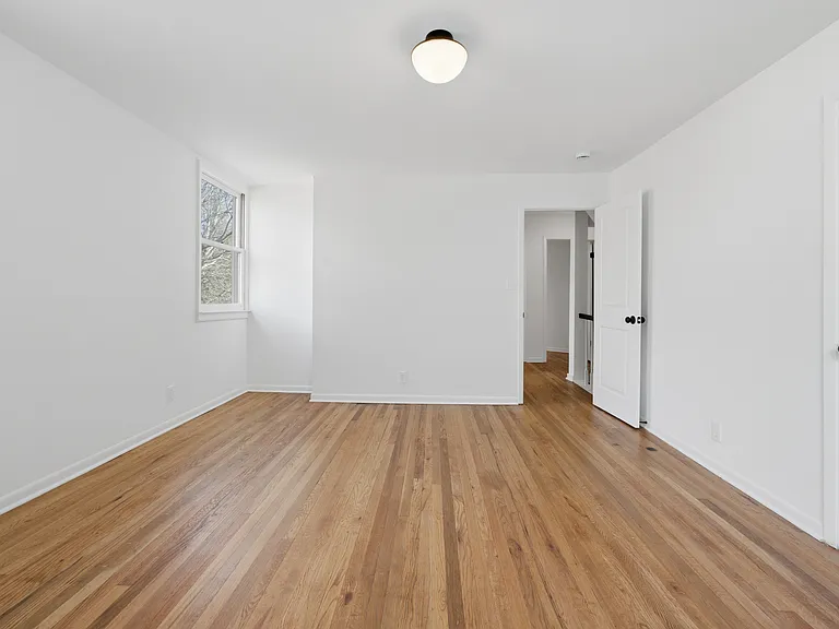 2413 Charleston Oaks Ln — Photo 23