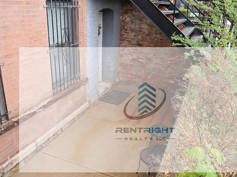 1306 N Cleaver St #BF — Photo 25