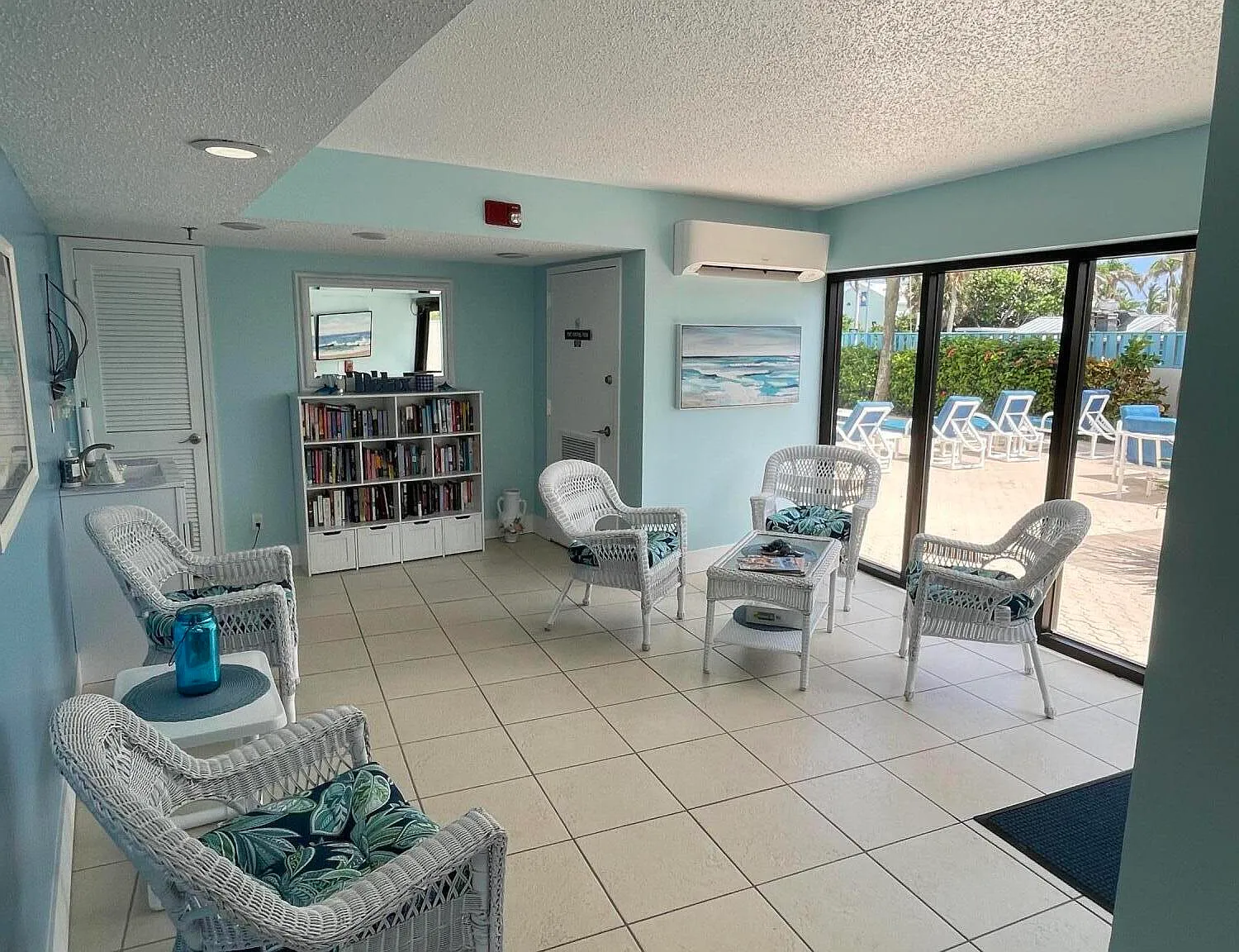 Avalon Beach Club — Photo 3