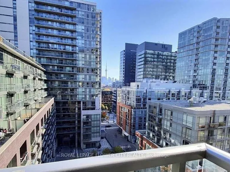 68 Abell St #1112 — Photo 1