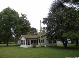 277 Driftwood Dr, Union Grove, AL 35175