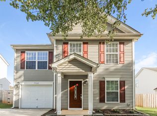 5922 Laurenfield Dr, Charlotte, NC 28269