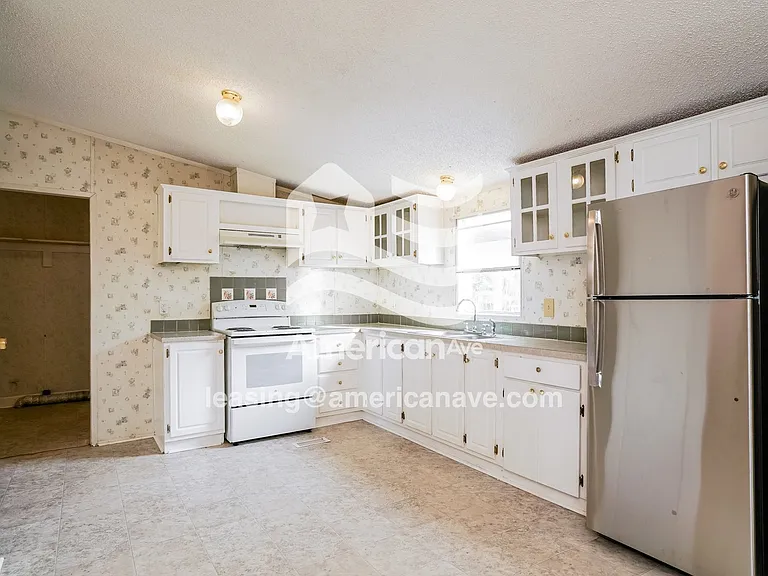 23451_008_kitchen_13643482.jpg