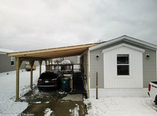 1303 Windridge Ln, Fremont, MI