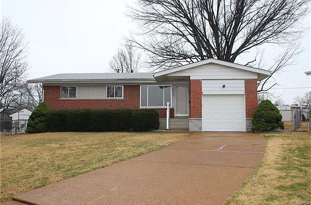 1st image of 8320 Heege Ct