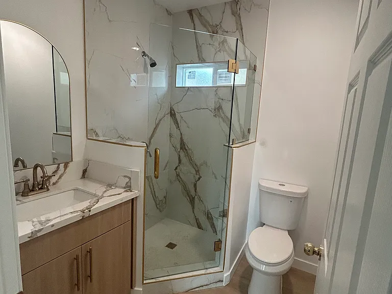 2225 Olive Ave #B — Photo 5