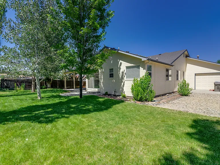 6493 S Hornbeam Pl — Photo 20
