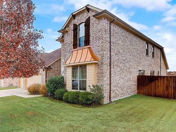 2nd image of 1504 Laguna Del Sol Dr