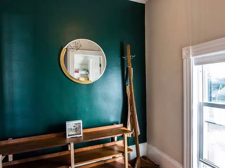 4 Falkland St #2 — Photo 6