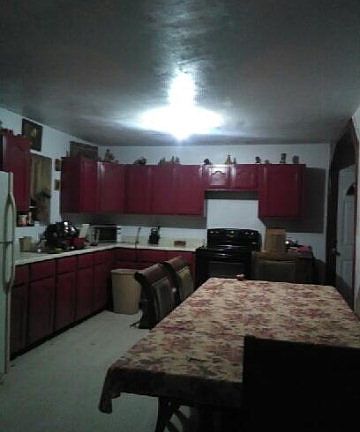 2nd image of 521 E Chapa Ave