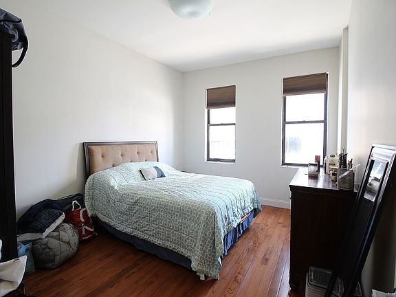 5th image of 940 St Nicholas Ave APT 1d