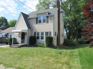 897 Clearview Ave, Akron, OH 44314