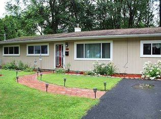 214 Whalesback Rd, Red Hook, NY 12571