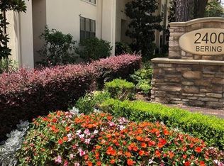 2438 Bering Dr, Houston, TX 77057