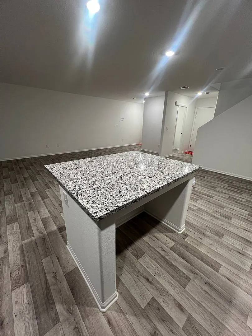 Move in today! 3 bed 2.5 bath 2 story beauty! — Photo 4