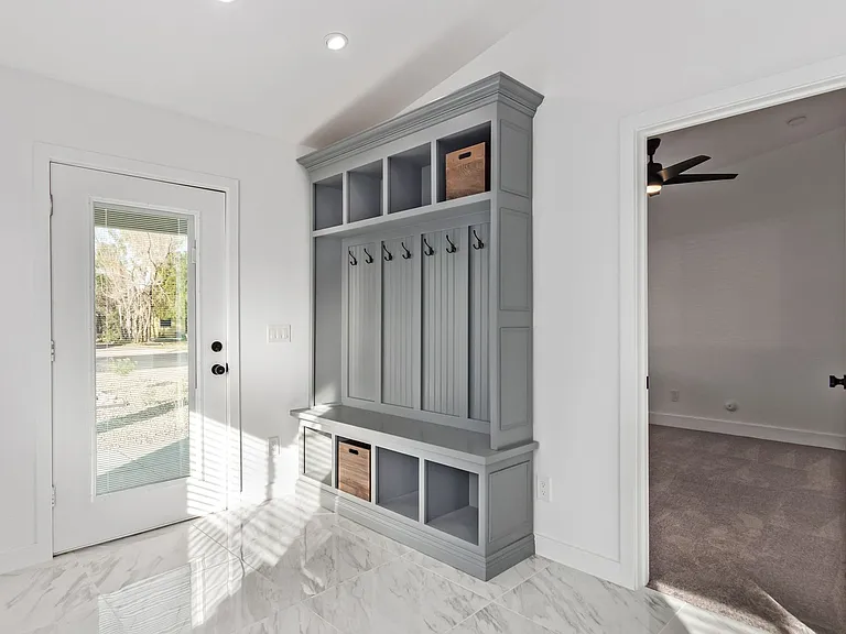 2817 N 29th Pl — Photo 15
