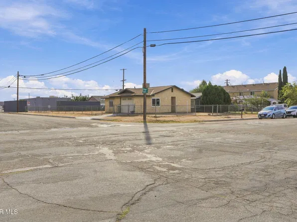 2772 Desert St, Rosamond, CA 93560