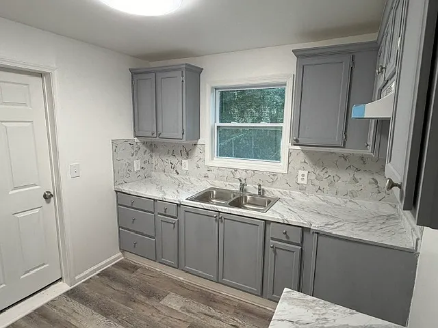 2 bed, 914 sqft, $1,400 — Photo 4