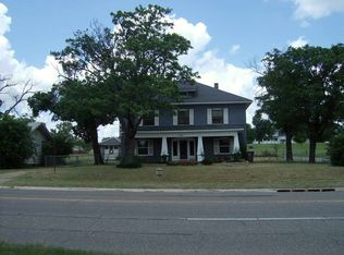 311 N Highway 81, Comanche, OK 73529