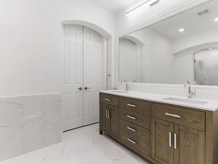 2417 Brenham Dr — Photo 18