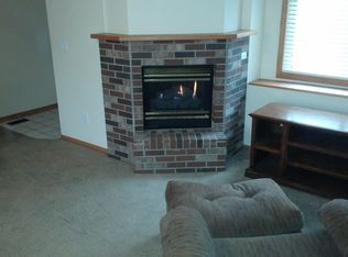 23 Heritage Dr, North Liberty, IA