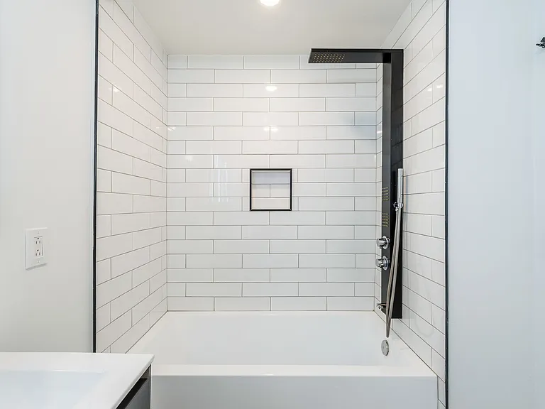 2521 Cecil B Moore — Photo 10