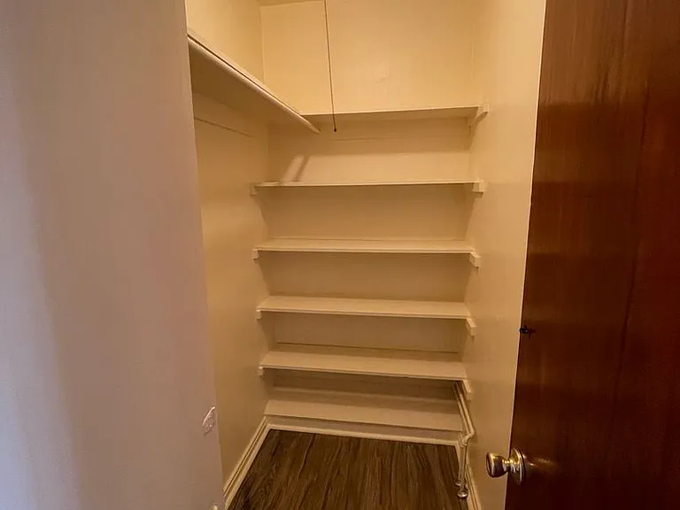 Panama Apartments — Photo 9