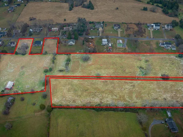 Bob Walker Rd, Jonesborough, TN 37659