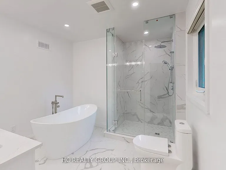 83 Fairway Heights Dr — Photo 21