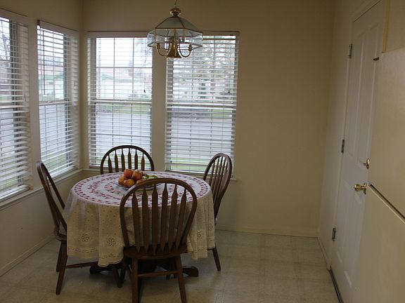 3rd image of 6339 Outlook Dr