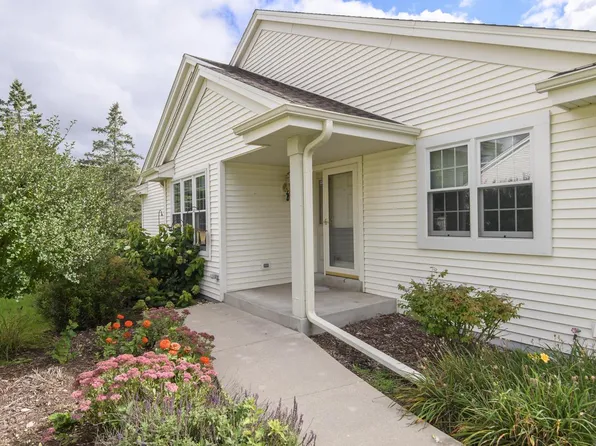 2836 Raintree LANE, Waukesha, WI 53189