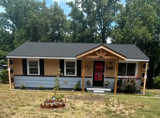 2213 Gerald St, Winston Salem, NC 27101