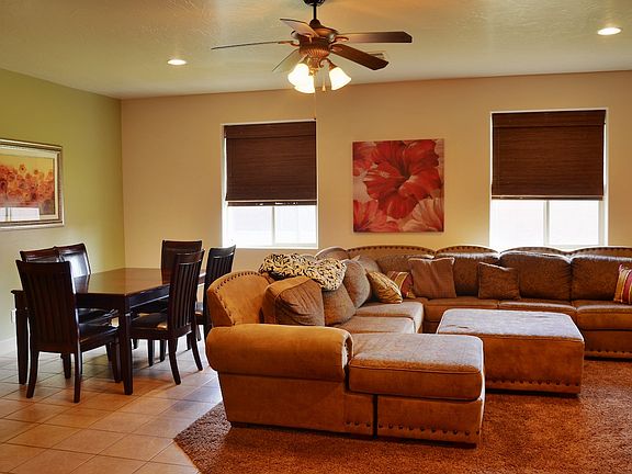 Living Room/Dining Room