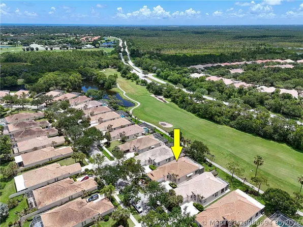 8521 SE Palm Hammock Ln, Hobe Sound, FL 33455