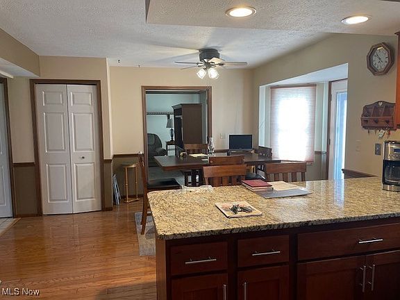 4th image of 3384 Antony Dr