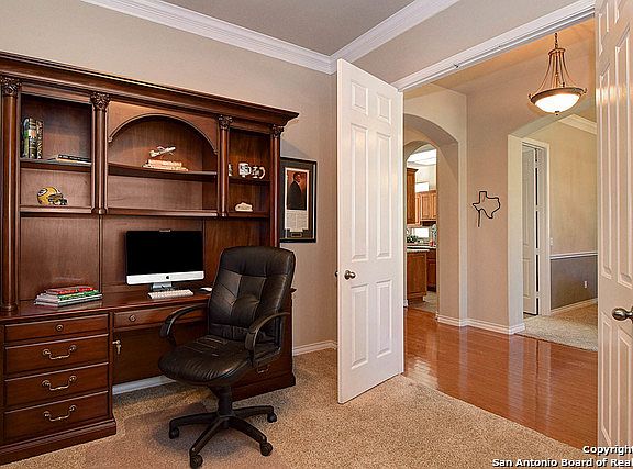 4th image of 18355 Emerald Oaks Dr