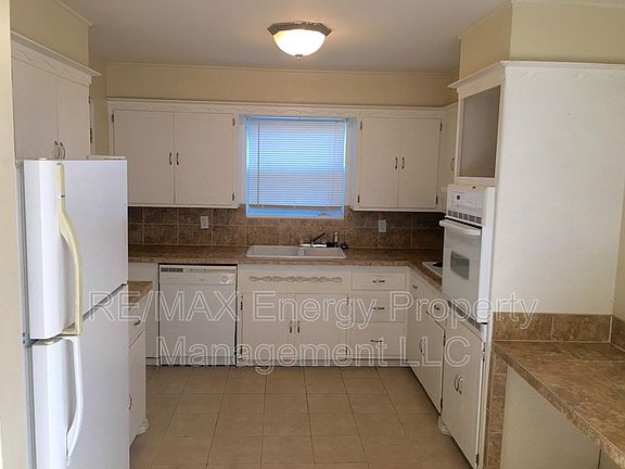 5th image of 5808 N Rhode Island Ave