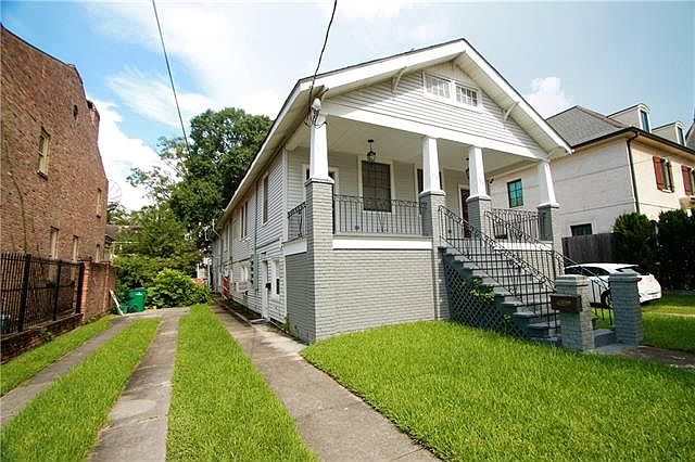 1st image of 310 1/2 Hector Ave