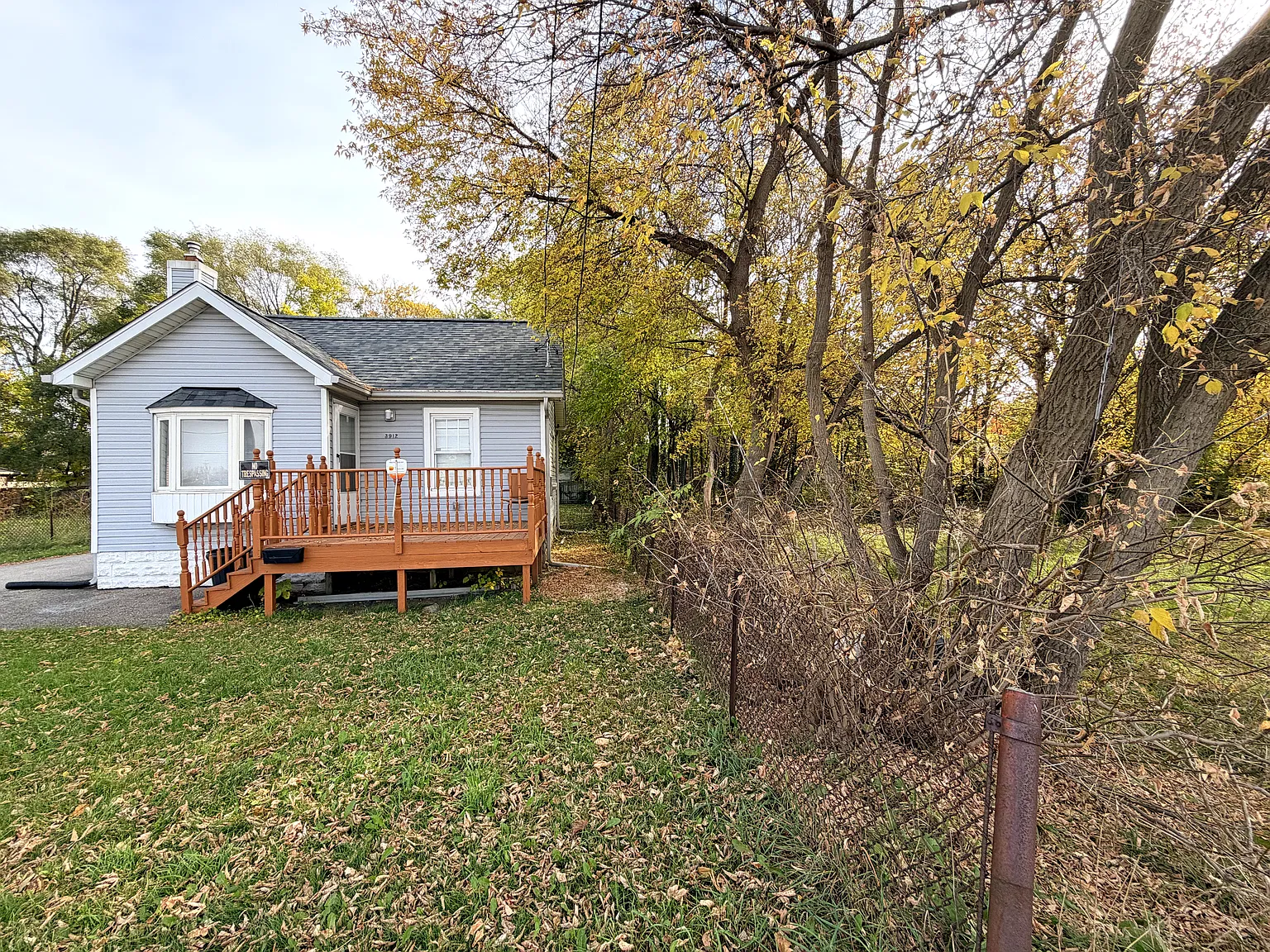 3912 Western Rd — Photo 3