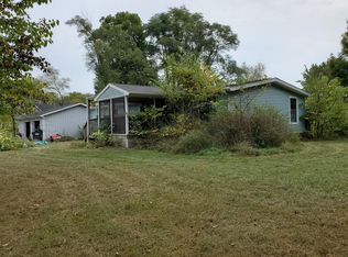 34751 28th Ave, Paw Paw, MI 49079
