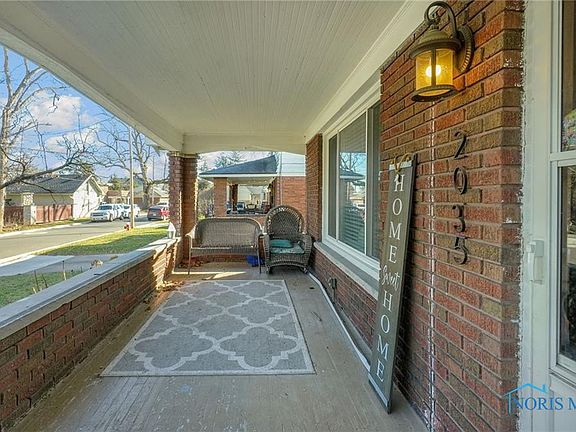 4th image of 2035 Westmeyer St